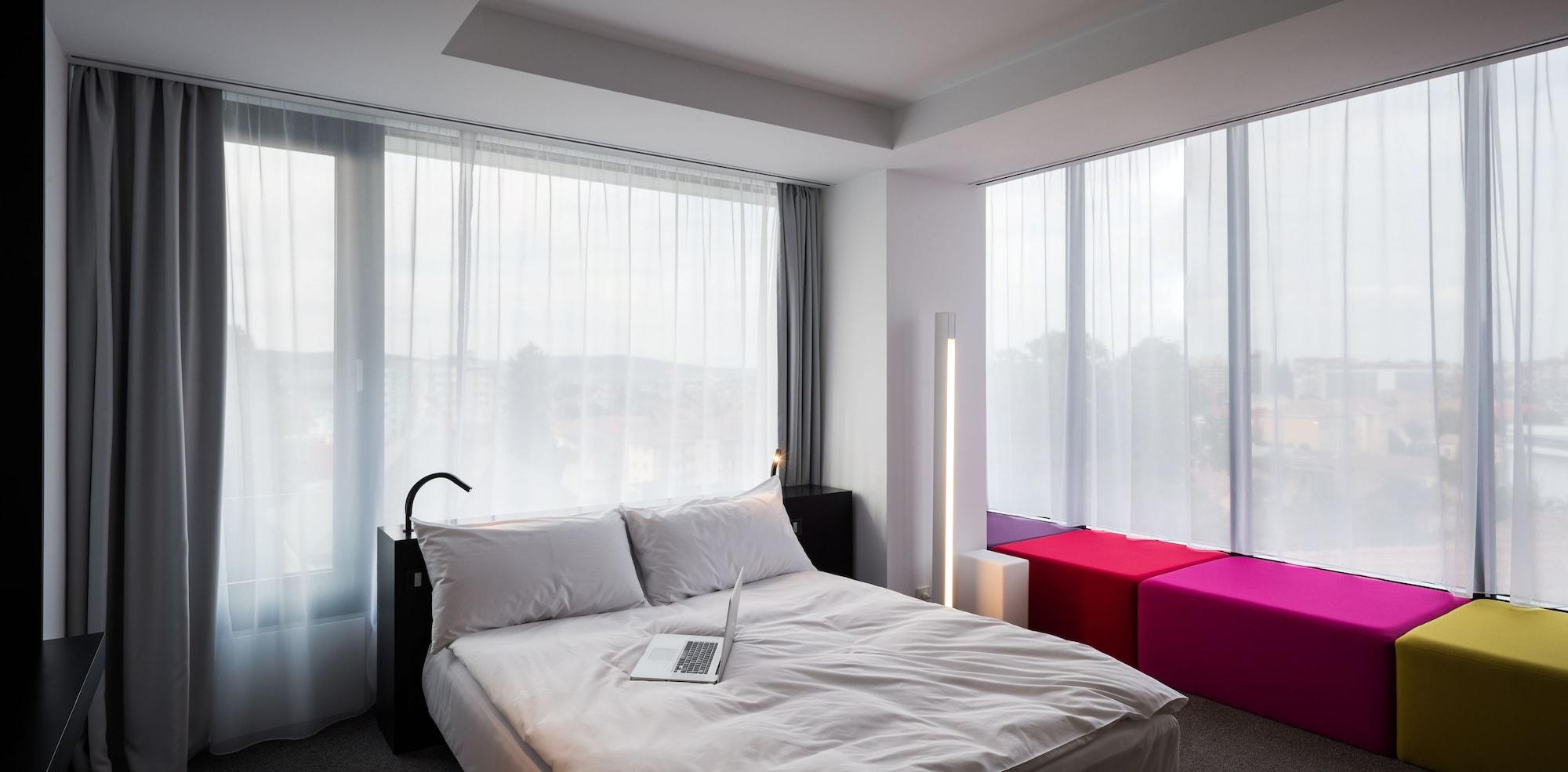 Hotel Privo Targu-Mures Bagian luar foto